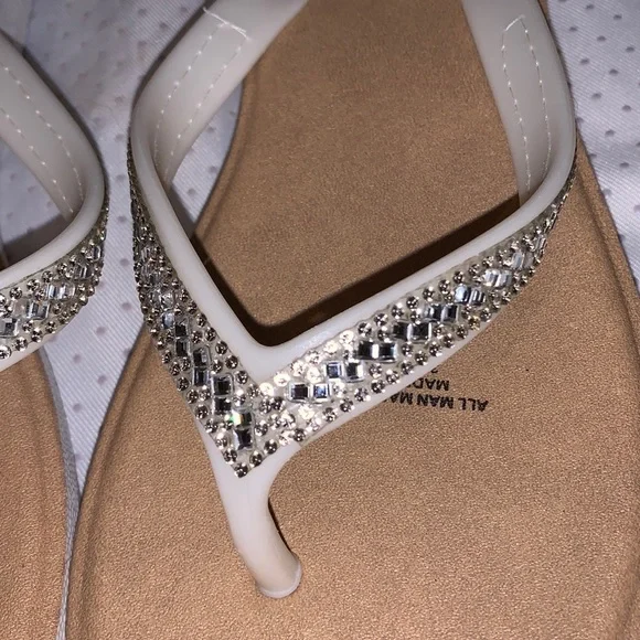 Sparkly white thong sandals size 7/8 - Picture 3 of 11